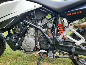 KTM 990