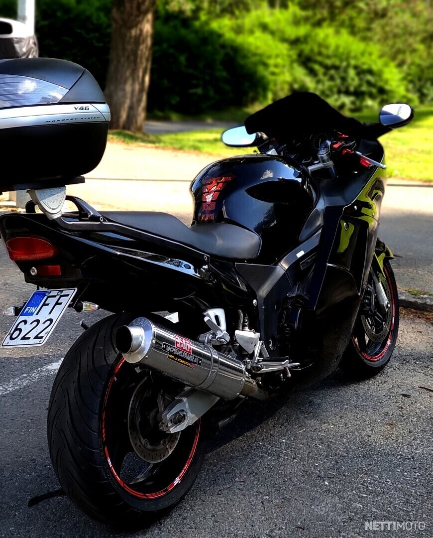 honda 1100 super blackbird