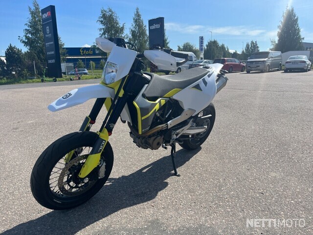 2021 husky 701
