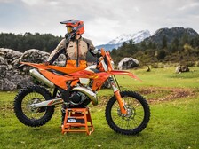 KTM 300
