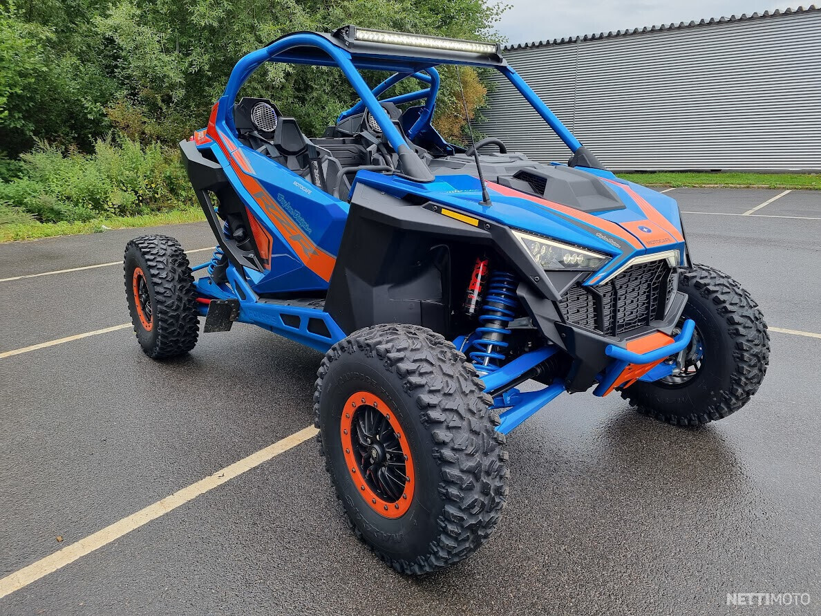 Polaris RZR