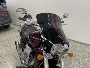 Suzuki Intruder