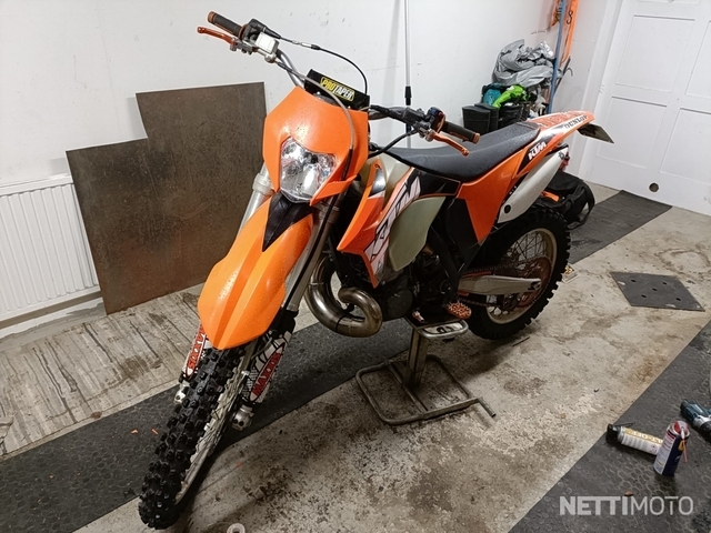 KTM 300