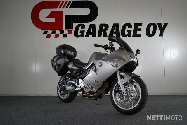 BMW F
