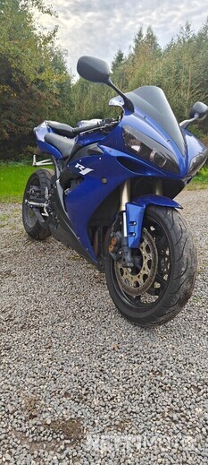 Yamaha YZF-R1