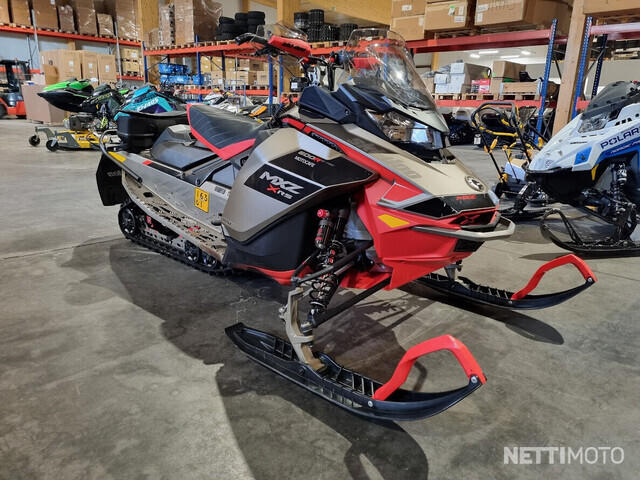 Ski-Doo MX Z