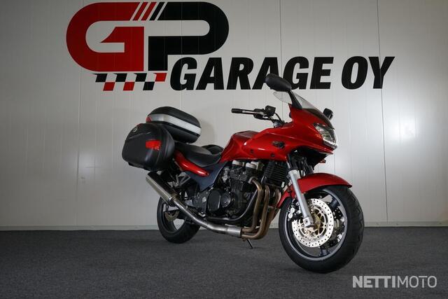 Kawasaki ZR-7S