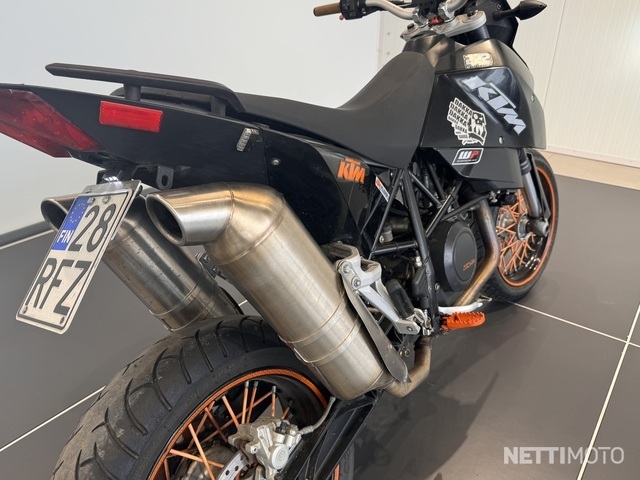 KTM 690