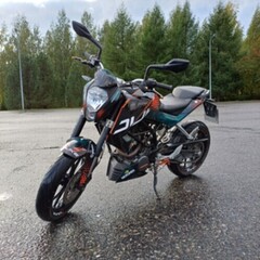 KTM 200