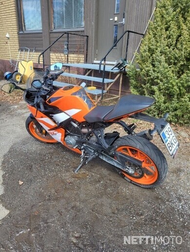 KTM 125