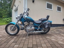 Suzuki Intruder