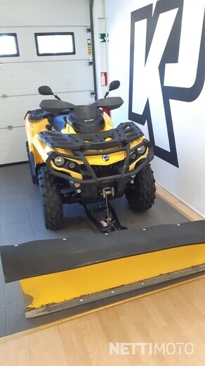 Can-Am Outlander Tieliikennemönkijä 650 EFI XT