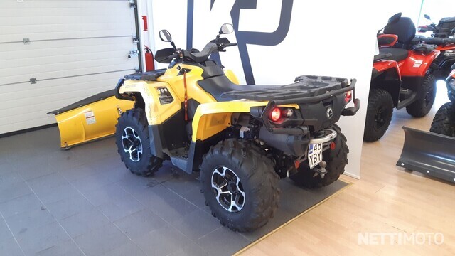 Can-Am Outlander Tieliikennemönkijä 650 EFI XT