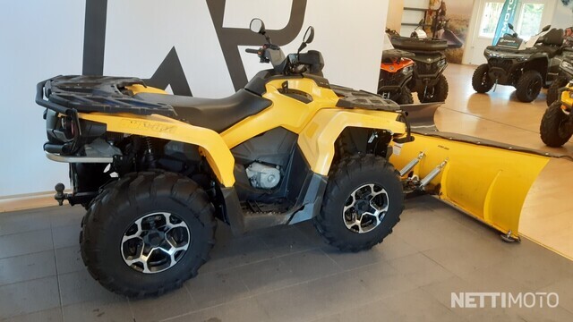 Can-Am Outlander Tieliikennemönkijä 650 EFI XT