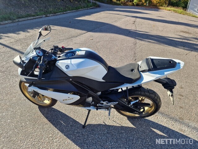 Yamaha YZF-R