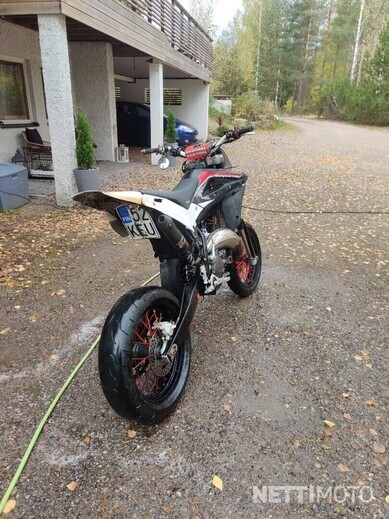 Husqvarna SM