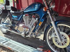 Suzuki Intruder