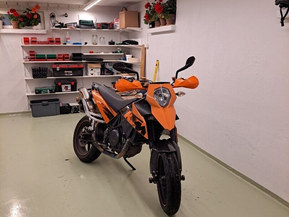 KTM 690