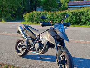 KTM 690