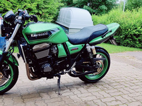 Kawasaki ZRX