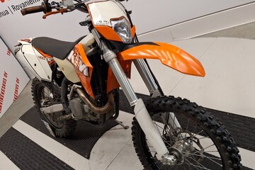 KTM 400
