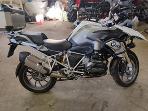 BMW R