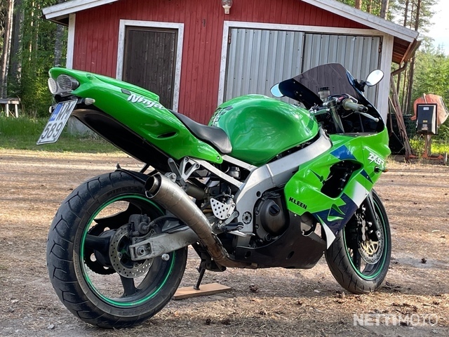 Kawasaki ZX-9R