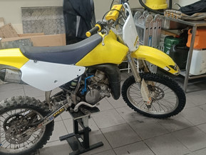 Suzuki RM