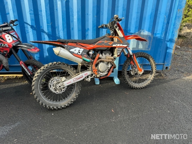 KTM 250