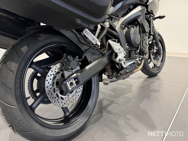 Yamaha FZ6