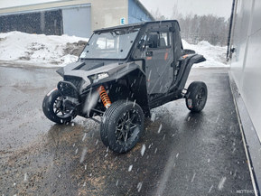 Polaris RZR