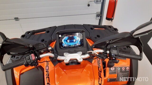 CFMOTO CFORCE Traktorimönkijä 1000XC EFI EPS
