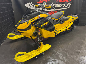 Ski-Doo MX Z