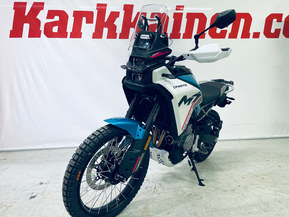 CFMOTO 450MT
