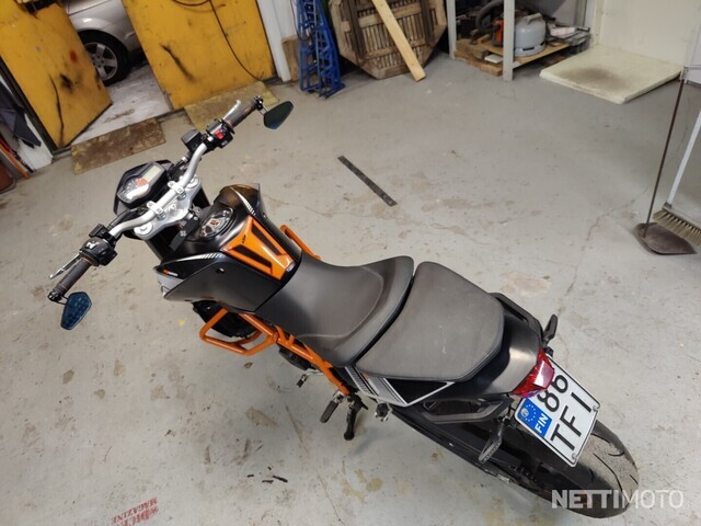 KTM 690