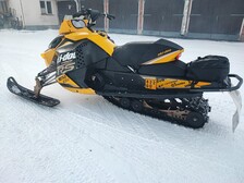 Ski-Doo RS