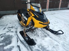 Ski-Doo RS