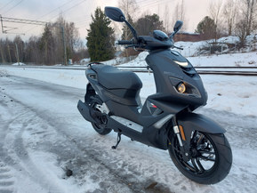 Peugeot Speedfight 4