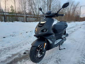 Peugeot Speedfight 4