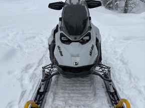 Ski-Doo Summit