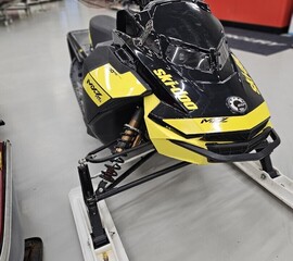 Ski-Doo RS