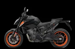 KTM 790