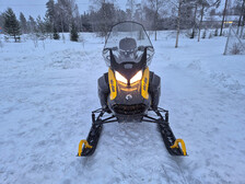 Ski-Doo Expedition