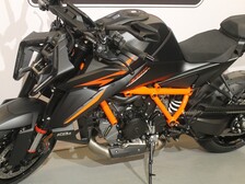 KTM 1390 Super Duke R