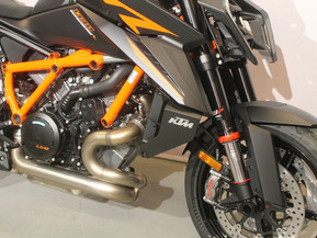 KTM 1390 Super Duke R