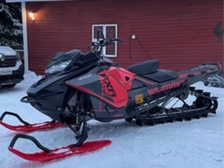 Ski-Doo Summit