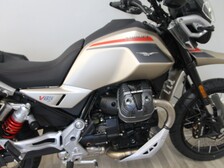 Moto Guzzi V85