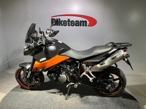KTM 990