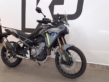 CFMOTO 450MT