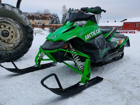 Arctic Cat Sno Pro Cross country